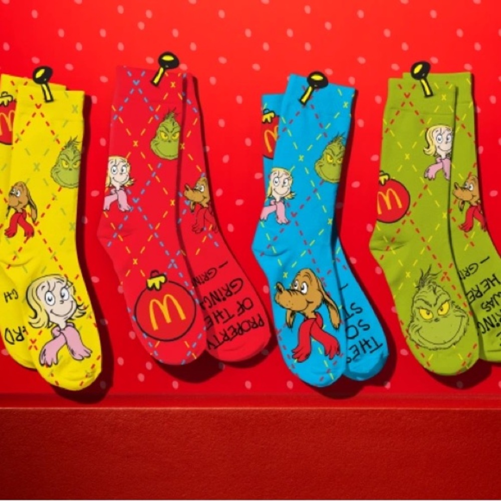 McDonald's Grinch Christmas Socks Sealed In Bags 4 Different Colors LIMITED QTY!